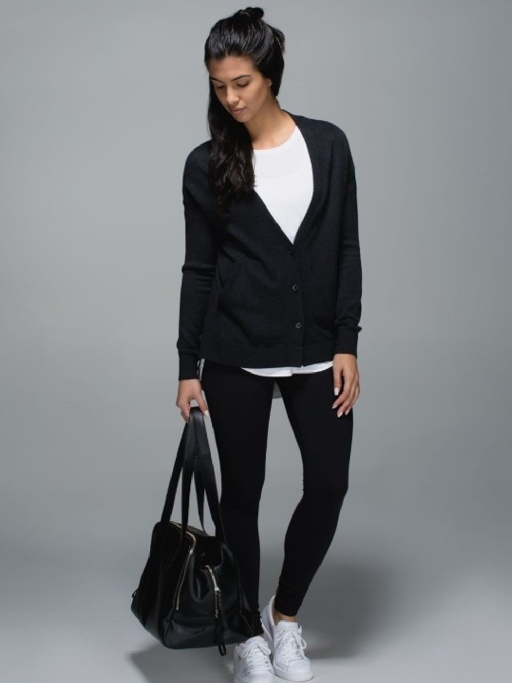 Lululemon Cardi In The Front Size 8